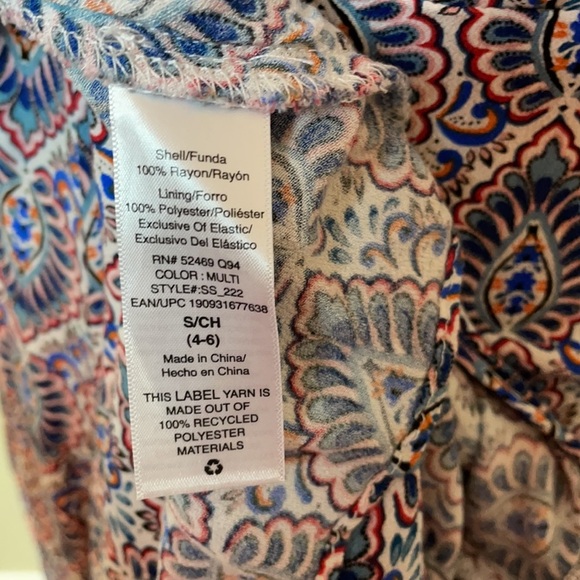 Scoop Pullover Dress‎ Ruffle Cap Sleeve Side Slit - Picture 9 of 9